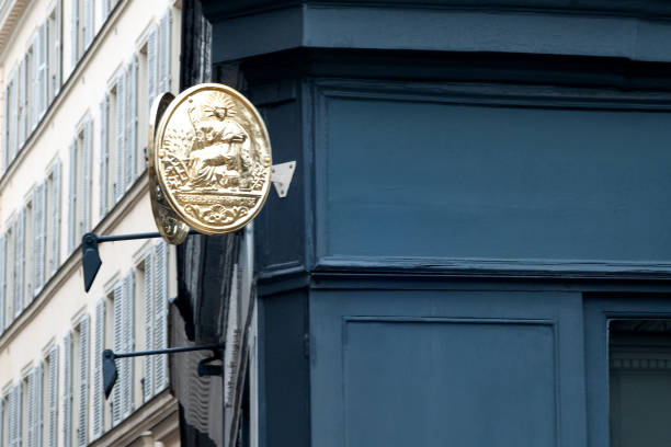 Quels rôles joue le notaire en matière de succession ?