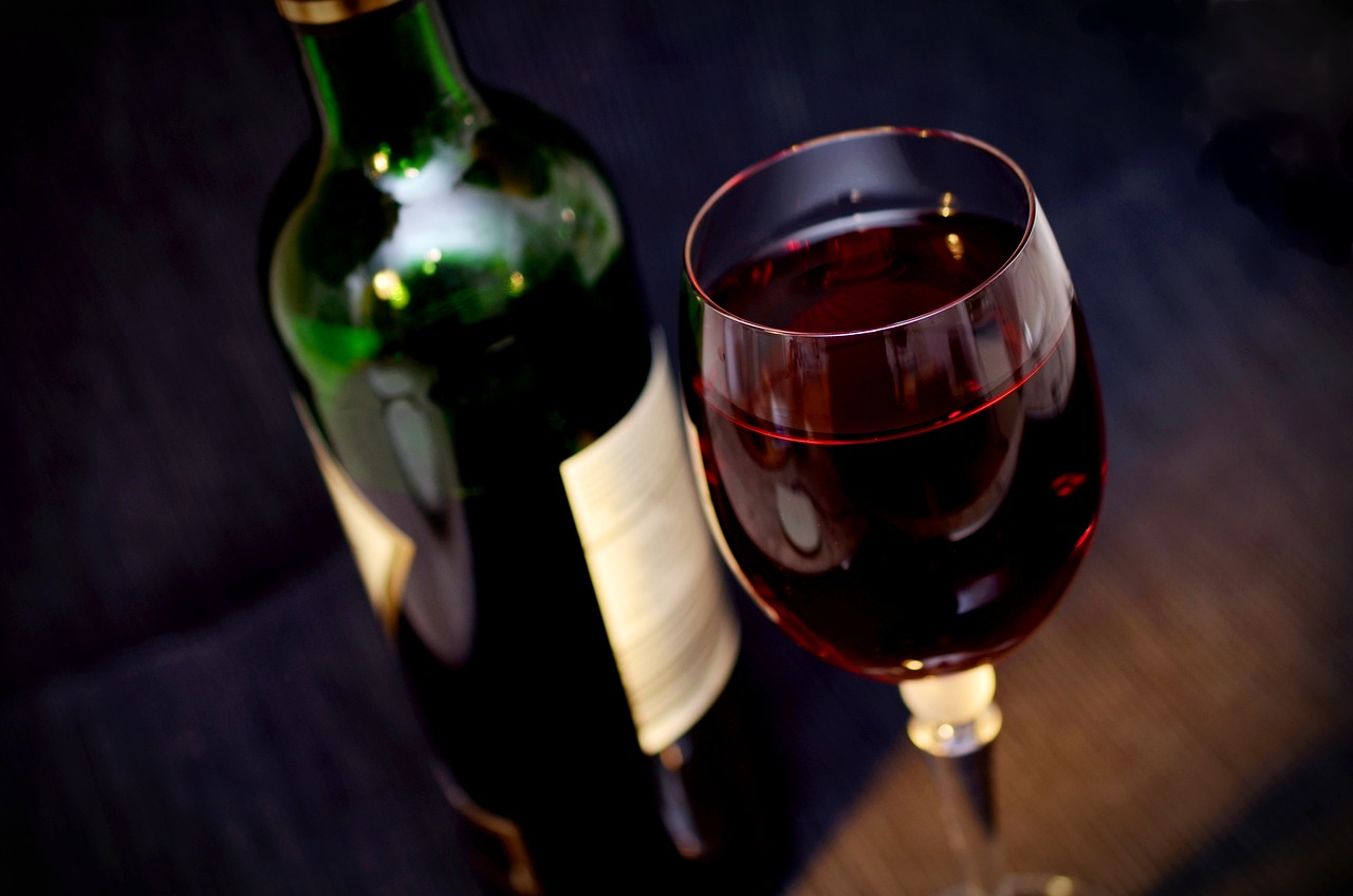 Les lois sur les groupements fonciers viticoles et investir dans le vin