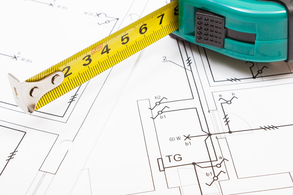 La construction sans permis de construire : implications légales et solutions possibles