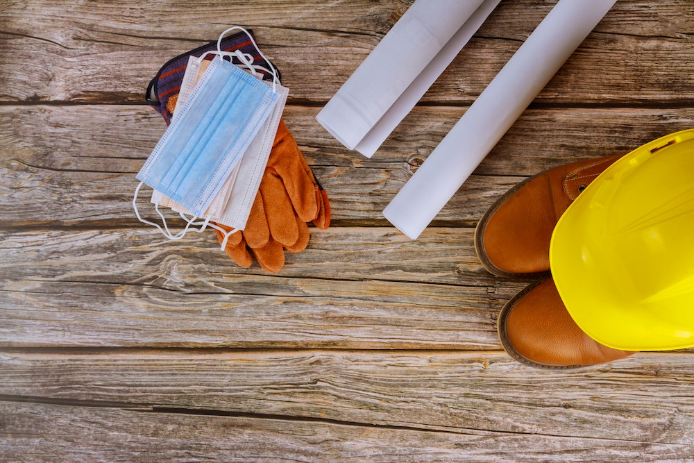Le port de chaussures de sécurité obligatoire : une protection essentielle sur le lieu de travail