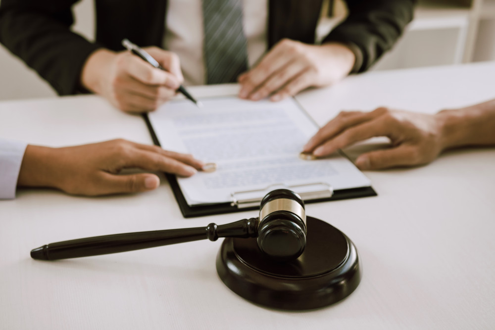 Divorce judiciaire ou à l'amiable : quelles différences et comment choisir ?