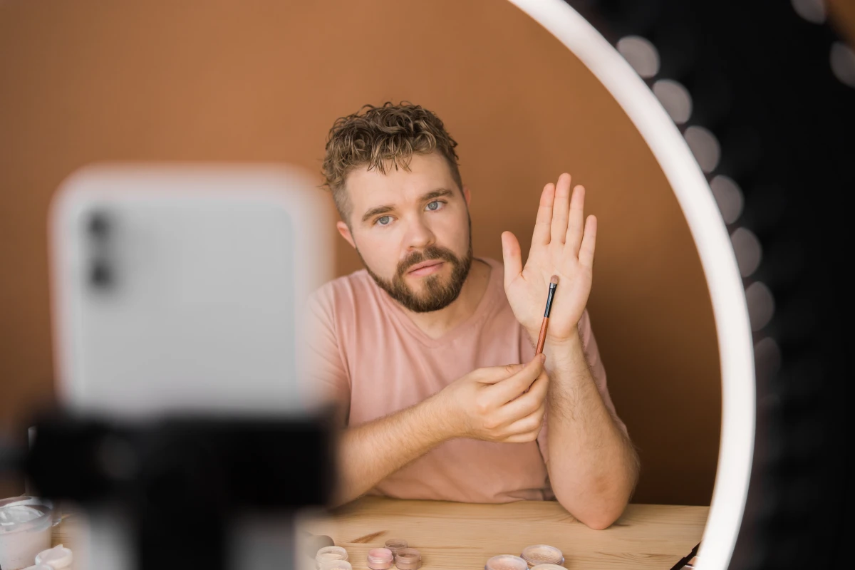 La régulation des plateformes de partage de vidéos : enjeux et perspectives